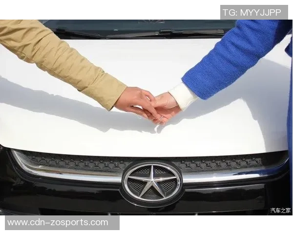 足球宝贝张予的魅力与奋斗之路揭秘，如何在绿茵场上绽放光彩